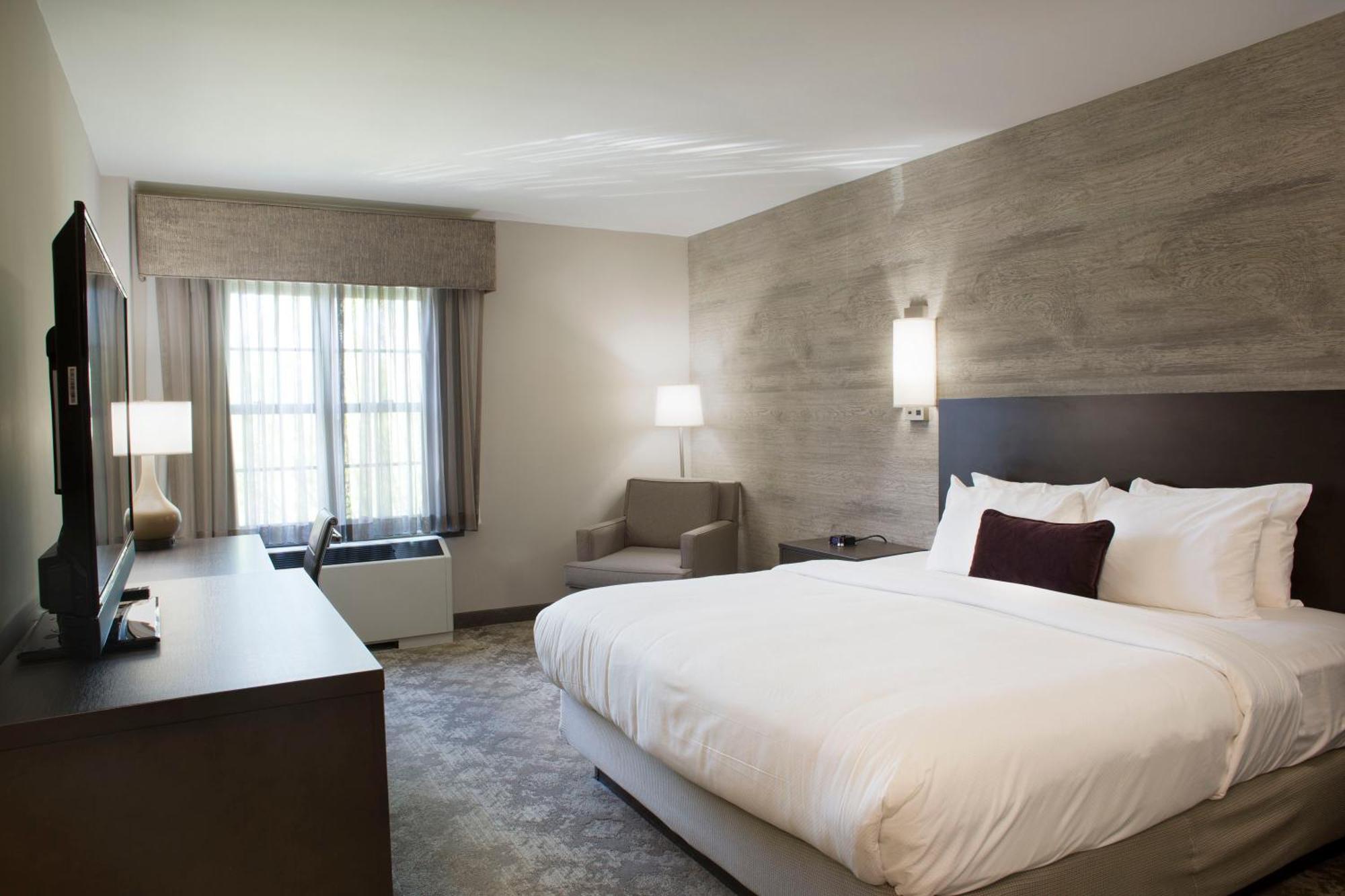 Normandy Farm & Conference Center 3*